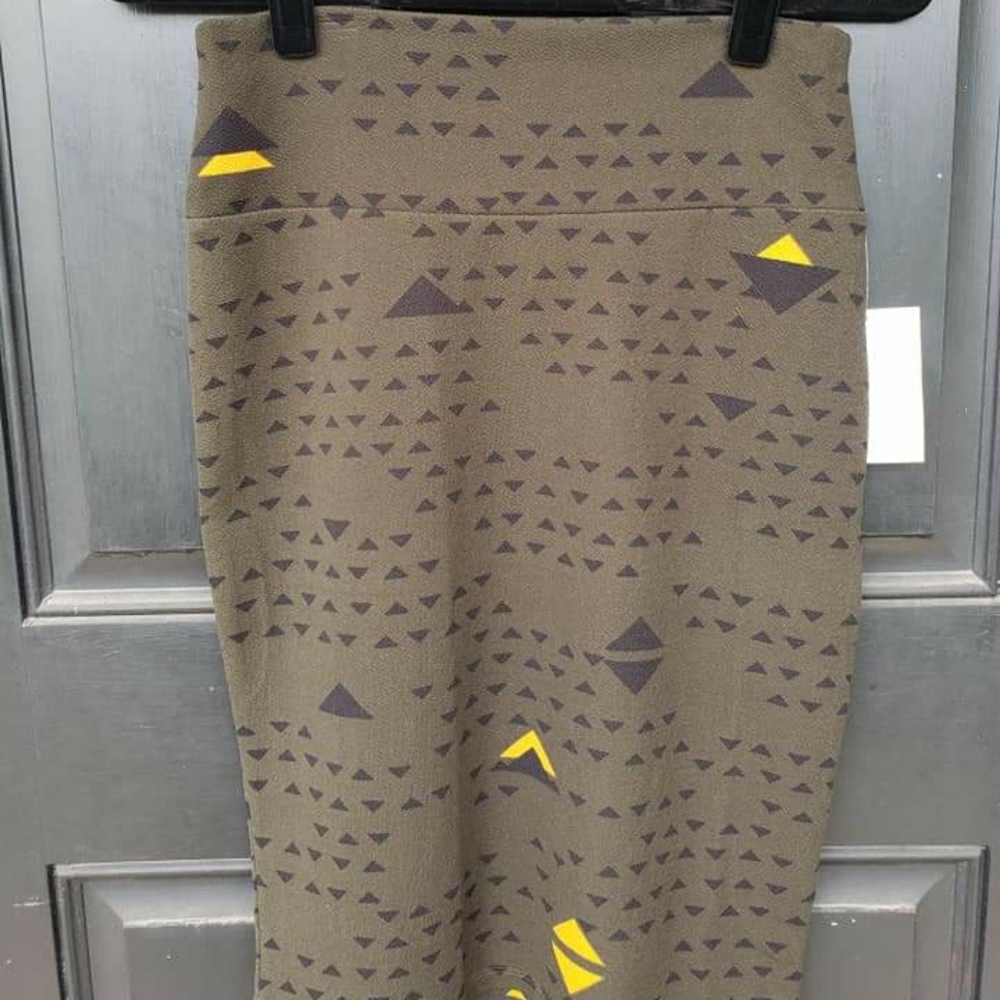 Nwt Lularoe Small Cassie Skirt